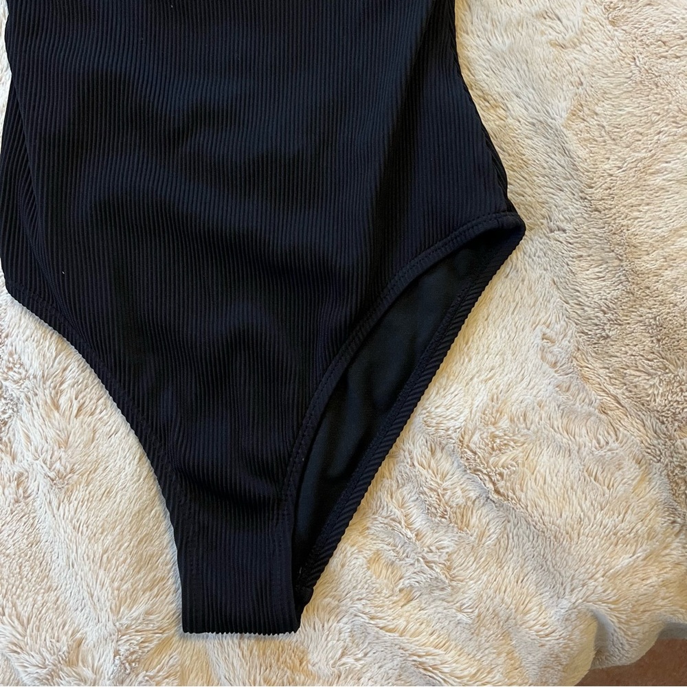 Black Ruffled One-Piece Swimsuit - Picture 3 of 6